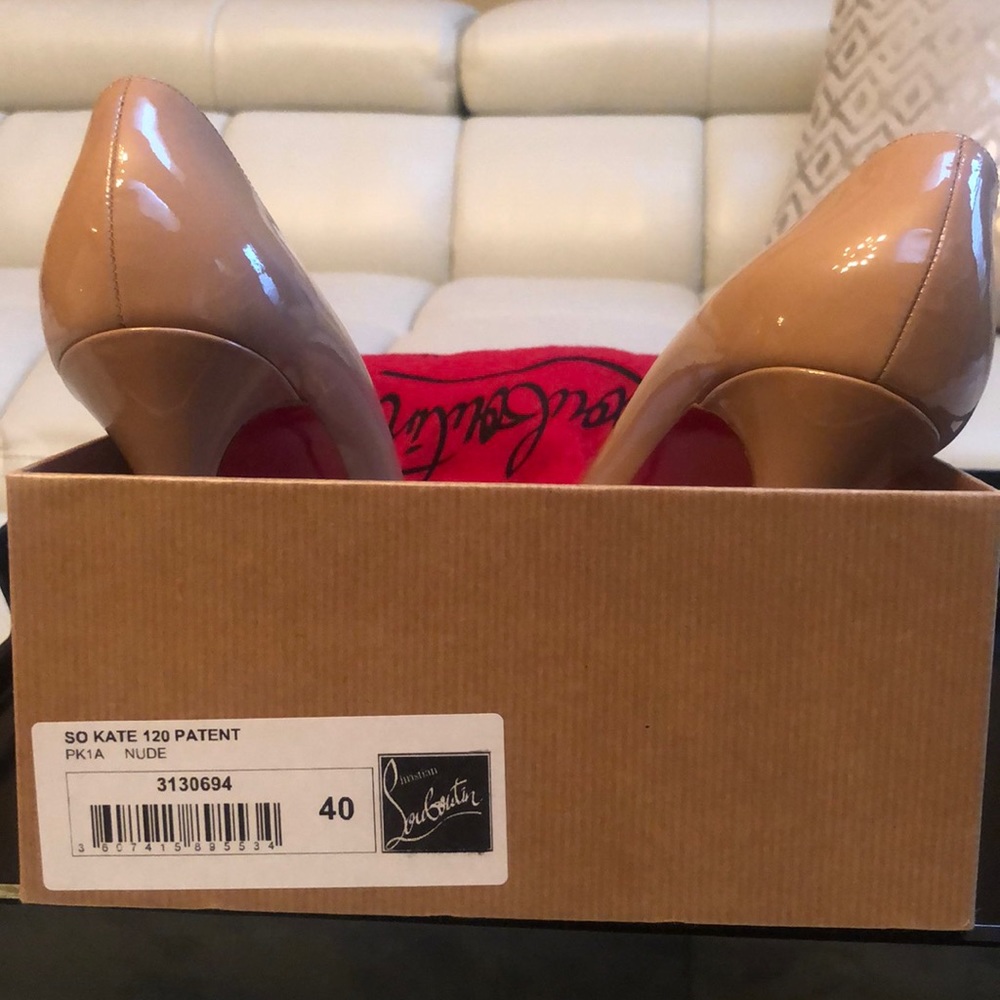 Authentic Christian Louboutin So Kate - Picture 5 of 5